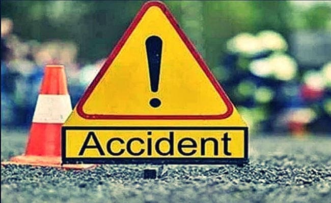 बांकुड़ा : सड़क हादसे में तीन मरे
