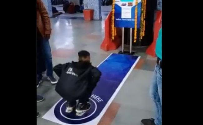 Free Platform Tickets by Indian Railways: मुफ्त में चाहते हैं रेलवे प्लेटफॉर्म टिकट, तो बस करना होगा ये काम, देखें वीडियो