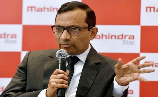 M&M के एमडी पवन गोयनका ने कहा, अकेले चलने के लिए भी लोग खरीद लेते हैं बड़ी कार