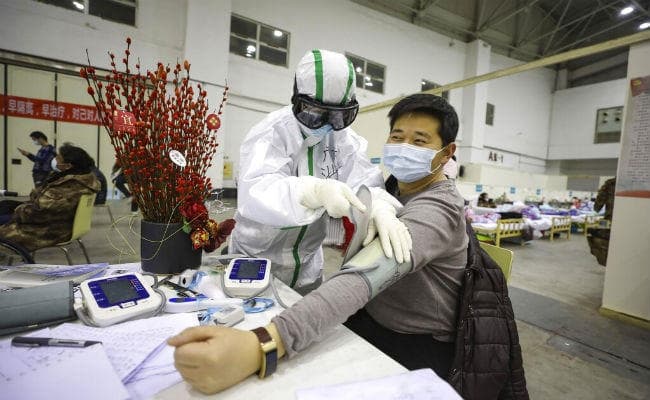 Coronavirus News: चीन में मरने वालों की संख्या 2300 के पार, WHO की टीम वुहान पहुंची