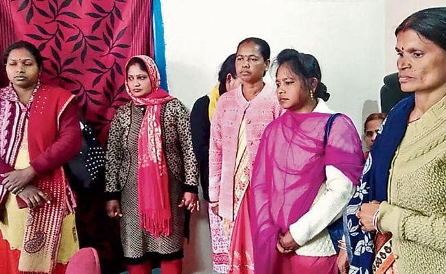 कस्तूरबा गांधी आवासीय विद्यालय की नाबालिग छात्रा के मां बनने का मामला: आठ वार्डन ने दिया इस्तीफा