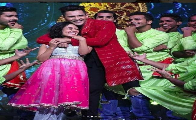 शादी को लेकर नेहा कक्कड़ ने किया खुलासा, बताया-किसी और से आदित्य नारायण करेंगे शादी