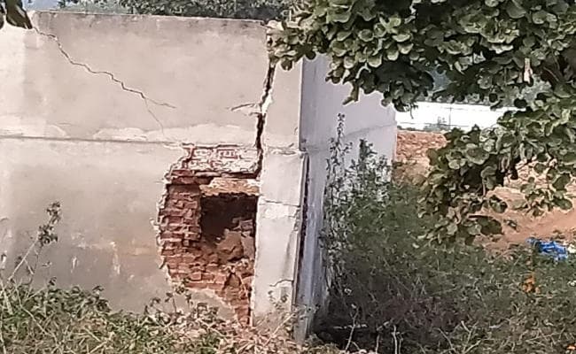 झारखंड के गिरिडीह में नक्सली हमला, पारसनाथ में जैनियों की संस्था में किया ब्लास्ट