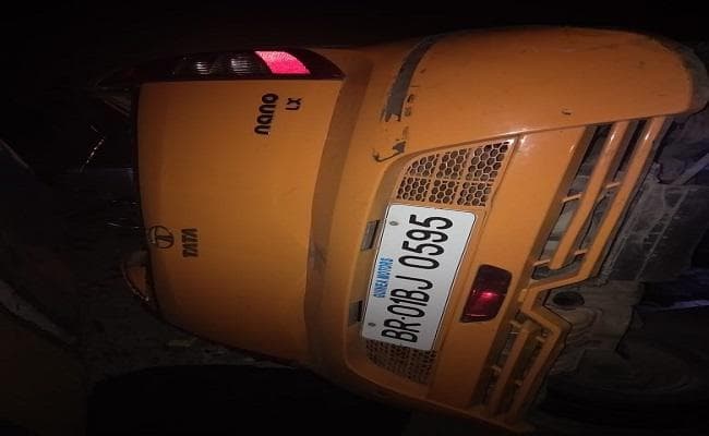 मातम में बदली खुशियां, जन्मदिन में शामिल होने जा रहे एक ही परिवार के तीन लोगों सड़क हादसे में मौत