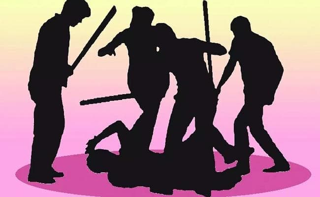 होली से जुड़े अश्लील गीत बजाने से रोका तो सास-बहू का कर दिया ऐसा हाल