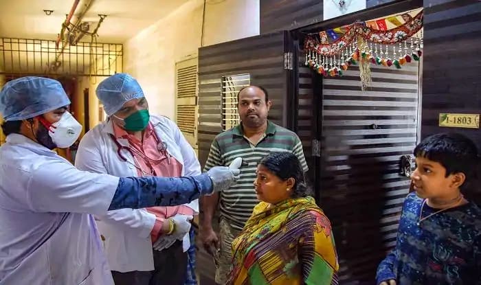 देश में अब घट रहे कोरोना संक्रमण के मामले , 24 घंटे में मिले 61,267  नये संक्रमित