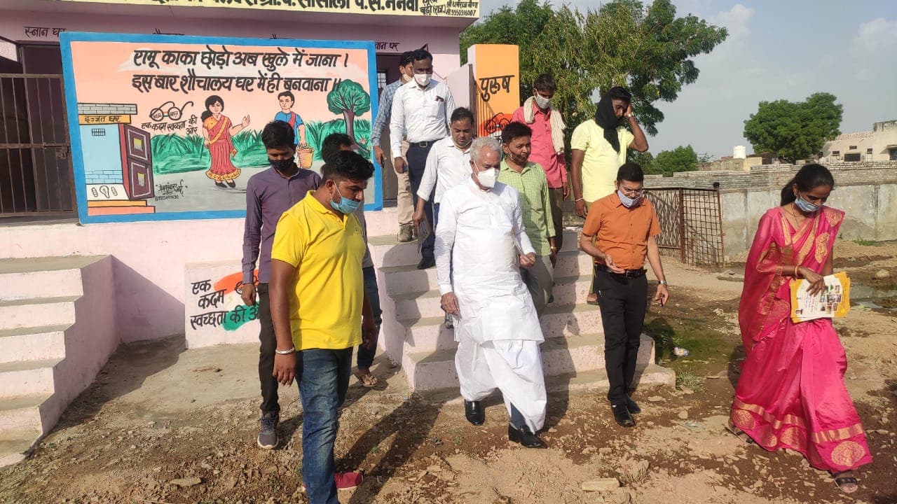 'हर जगह पटवारी और तहसीलदार लेता है घूस'- अशोक गहलोत सरकार के उद्योग मंत्री का विवादित बयान, विपक्ष ने बोला हमला