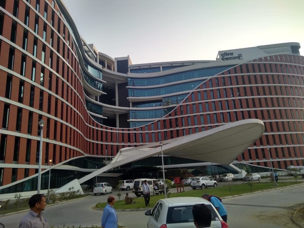 उत्तर प्रदेश में 14 IPS अधिकारियों का तबादला, आगरा सहित बदले गए इन जिलों के 'कप्तान'