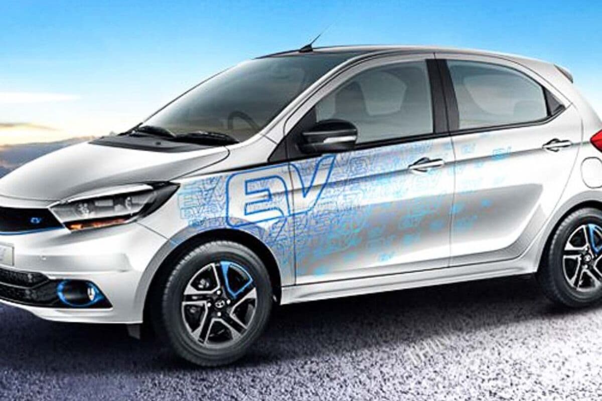 Festival Offer: इस दुर्गा पूजा में मात्र 1 एक लाख रुपये देकर घर ले जाएं ब्रांड न्यू Tata Tiago EV!