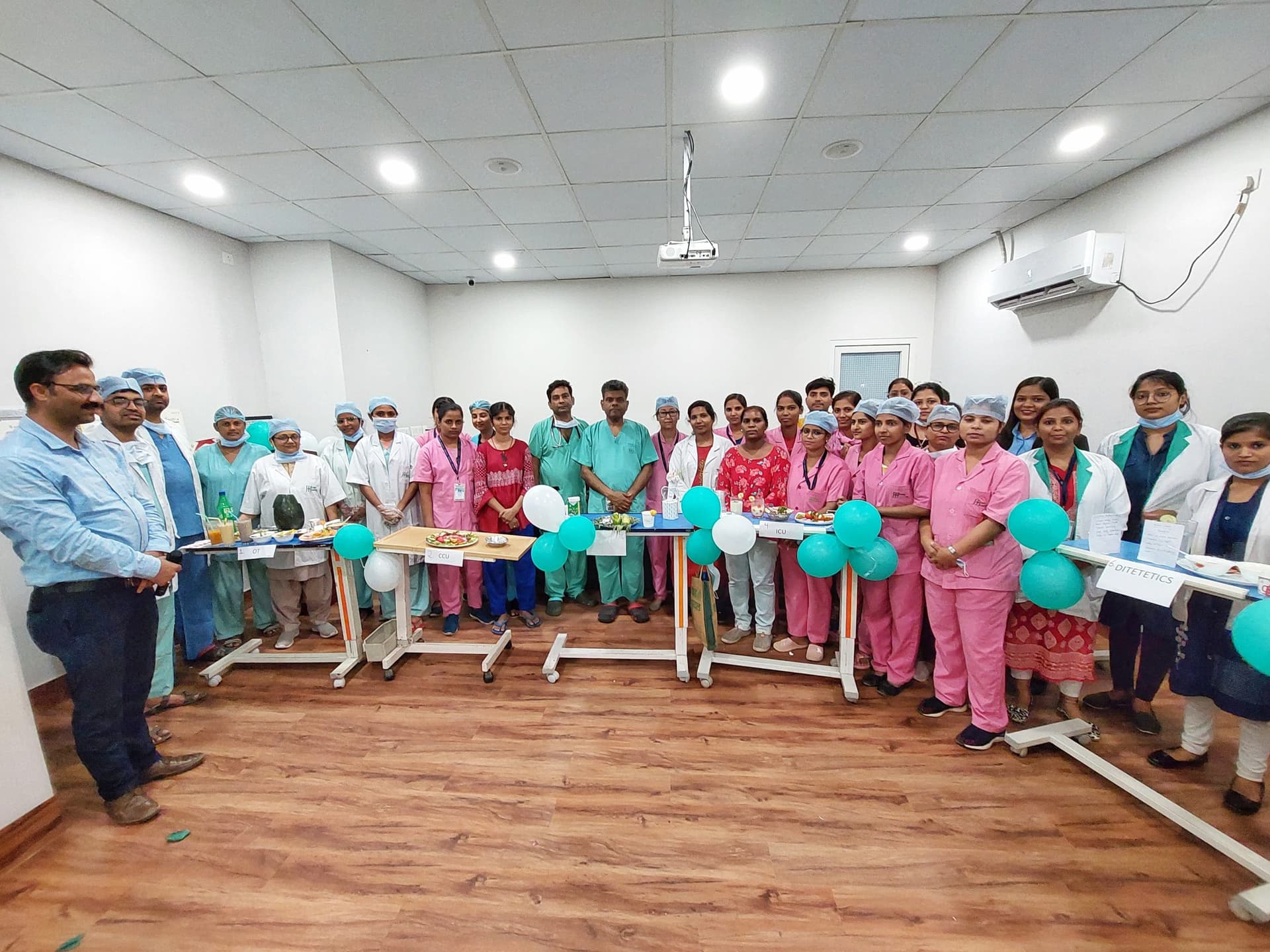 Nurse Day 2023 पर नर्स हुईं सम्मानित, सांस्कृतिक कार्यक्रम भी हुए