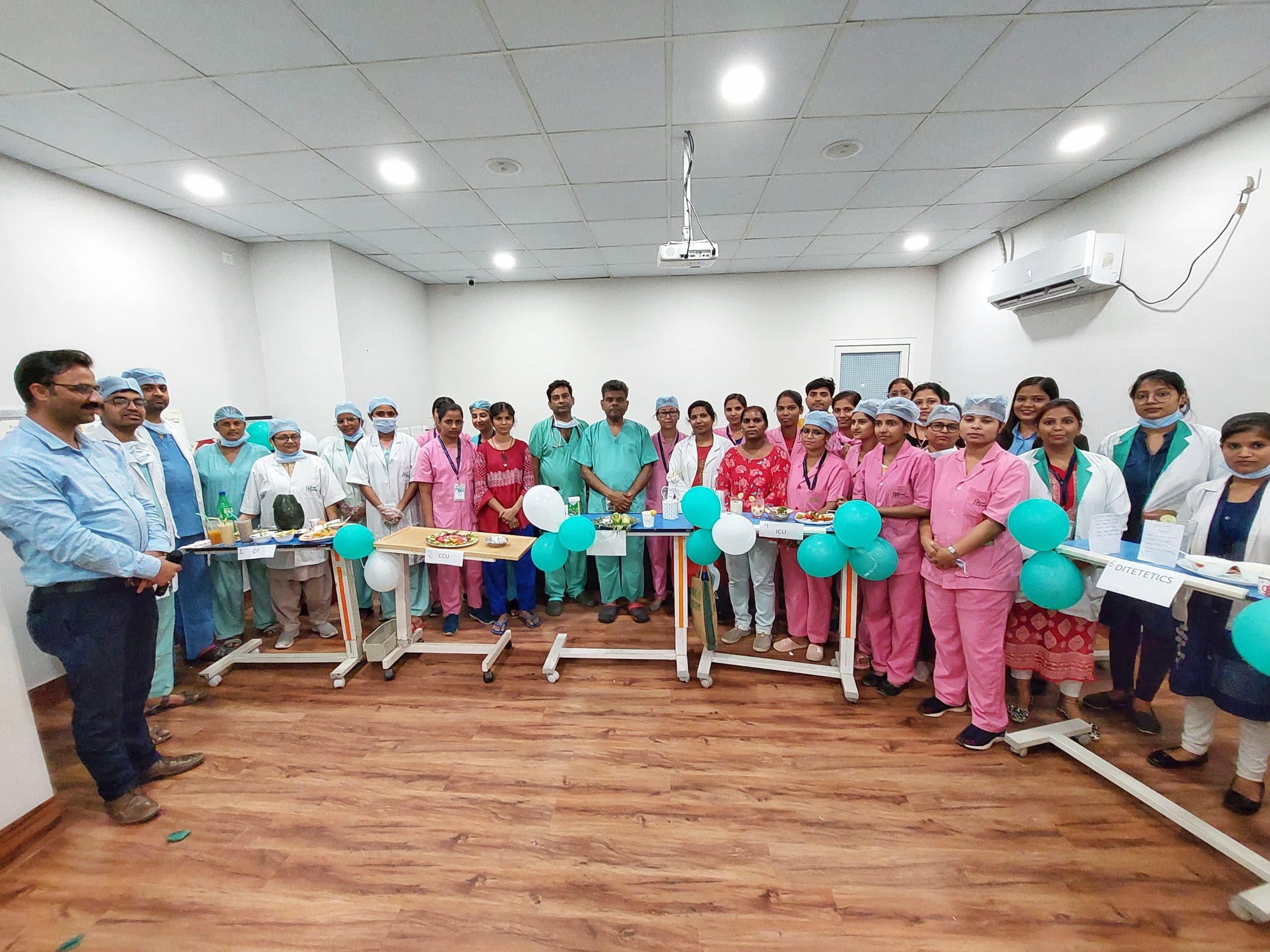 Nurse Day 2023 पर नर्स हुईं सम्मानित, सांस्कृतिक कार्यक्रम भी हुए