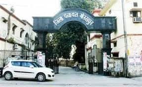 गोरखपुर में 117 वर्ष पुराना जिला पंचायत भवन गिरेगा, 1906 में बनाया गया था यह कार्यालय, जानें पूरा मामला