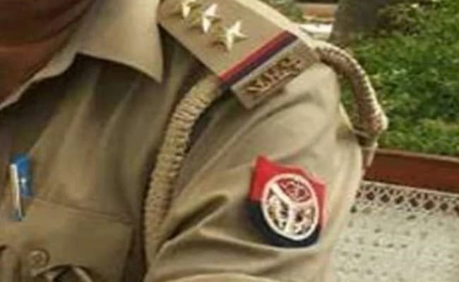 स्थायीकरण की मांग को लेकर दूसरे दिन भी मोरहाबादी में डटे रहे सहायक पुलिसकर्मी