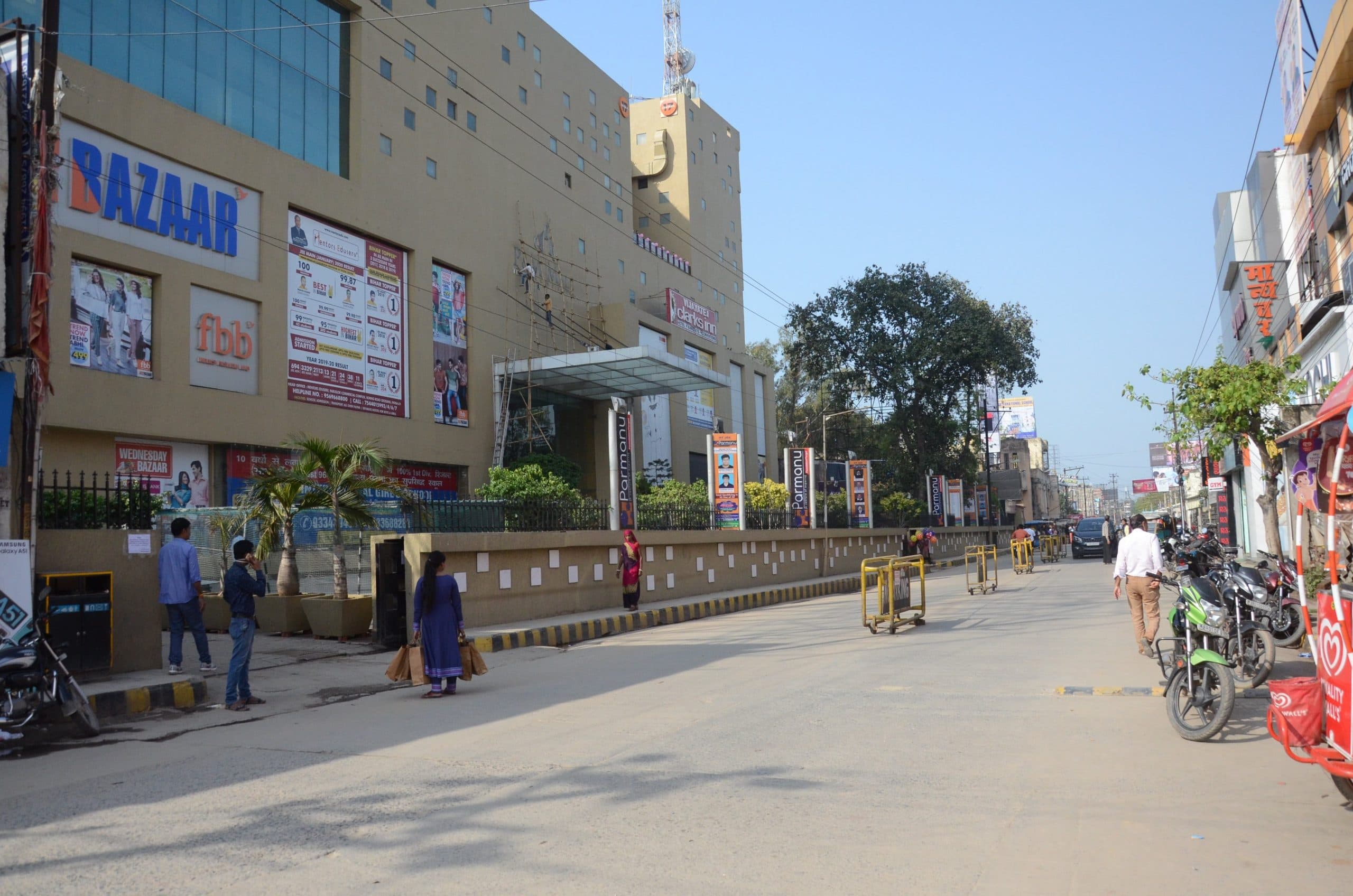 यूपी में 30 जून तक बढ़ाया गया लॉकडाउन, जानें किन चीजों को खोलने की मिली है अनुमति...