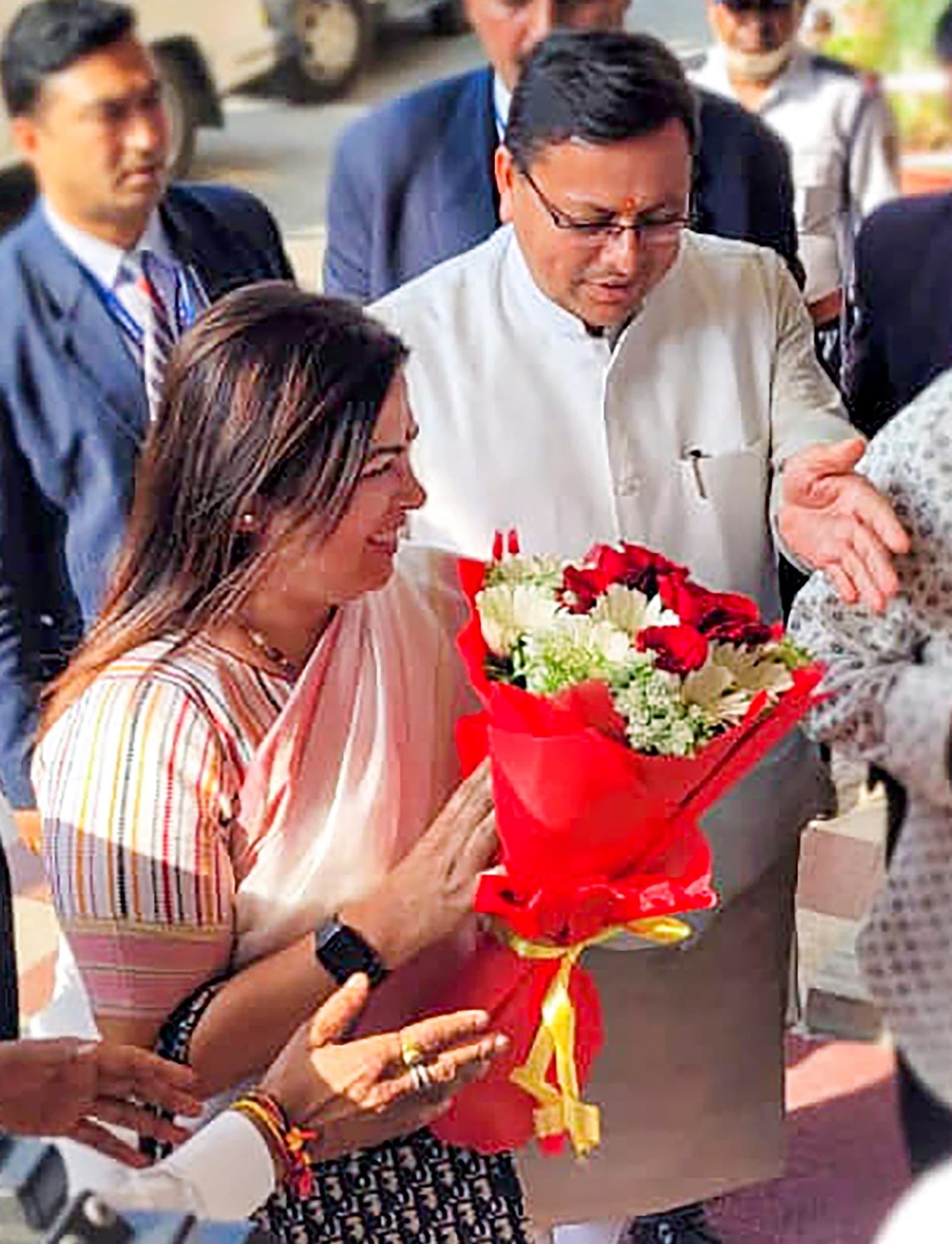 उत्तराखंड के ‘बाजीगर’ बनें पुष्कर सिंह धामी, अपनी सीट हारकर भी कल लेंगे मुख्यमंत्री पद की शपथ