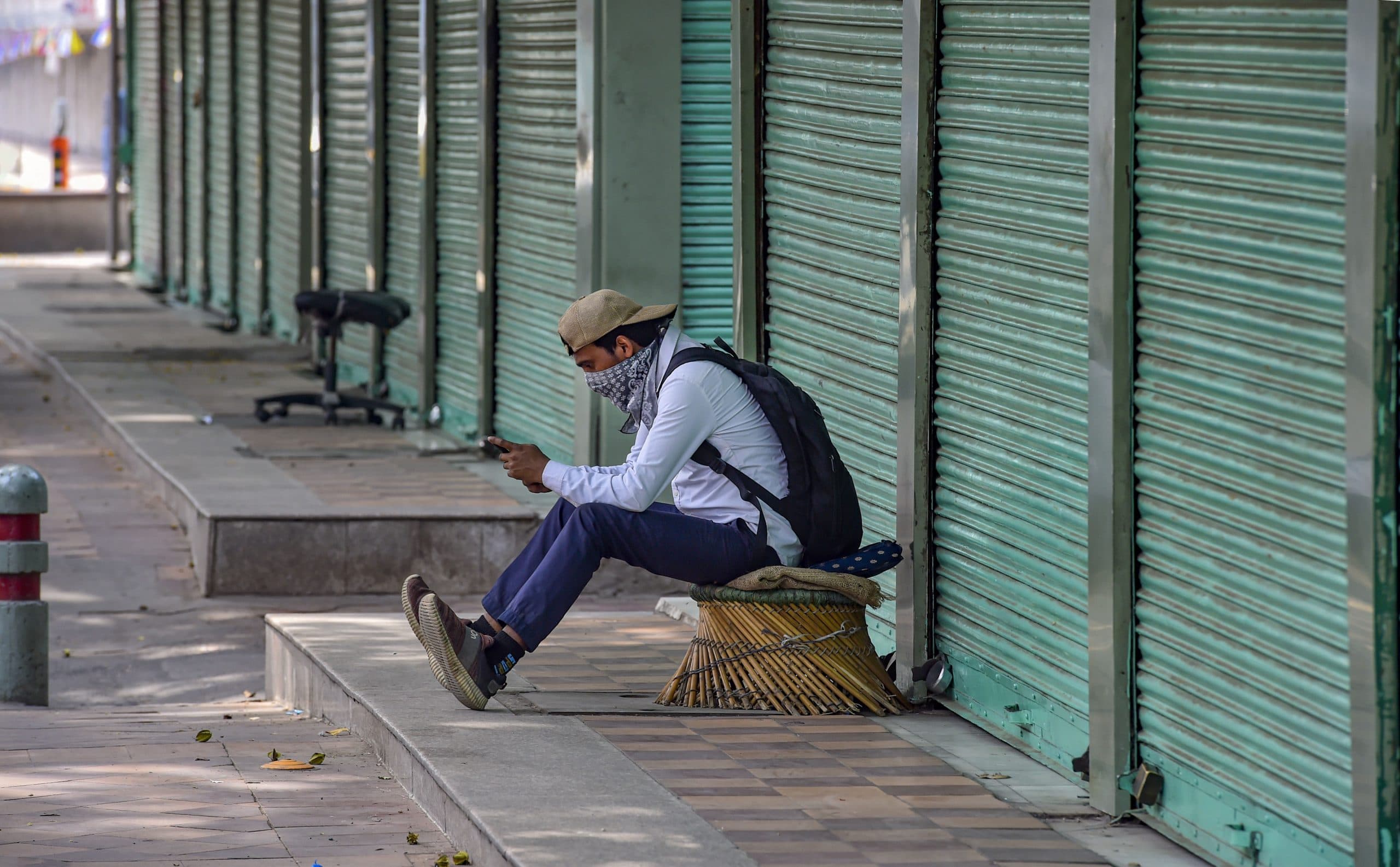 JantaCurfew : दिल्‍ली में जनता कर्फ्यू के दौरान छज्जे से NRC, NPR और CAA के खिलाफ विरोध प्रदर्शन की तैयारी