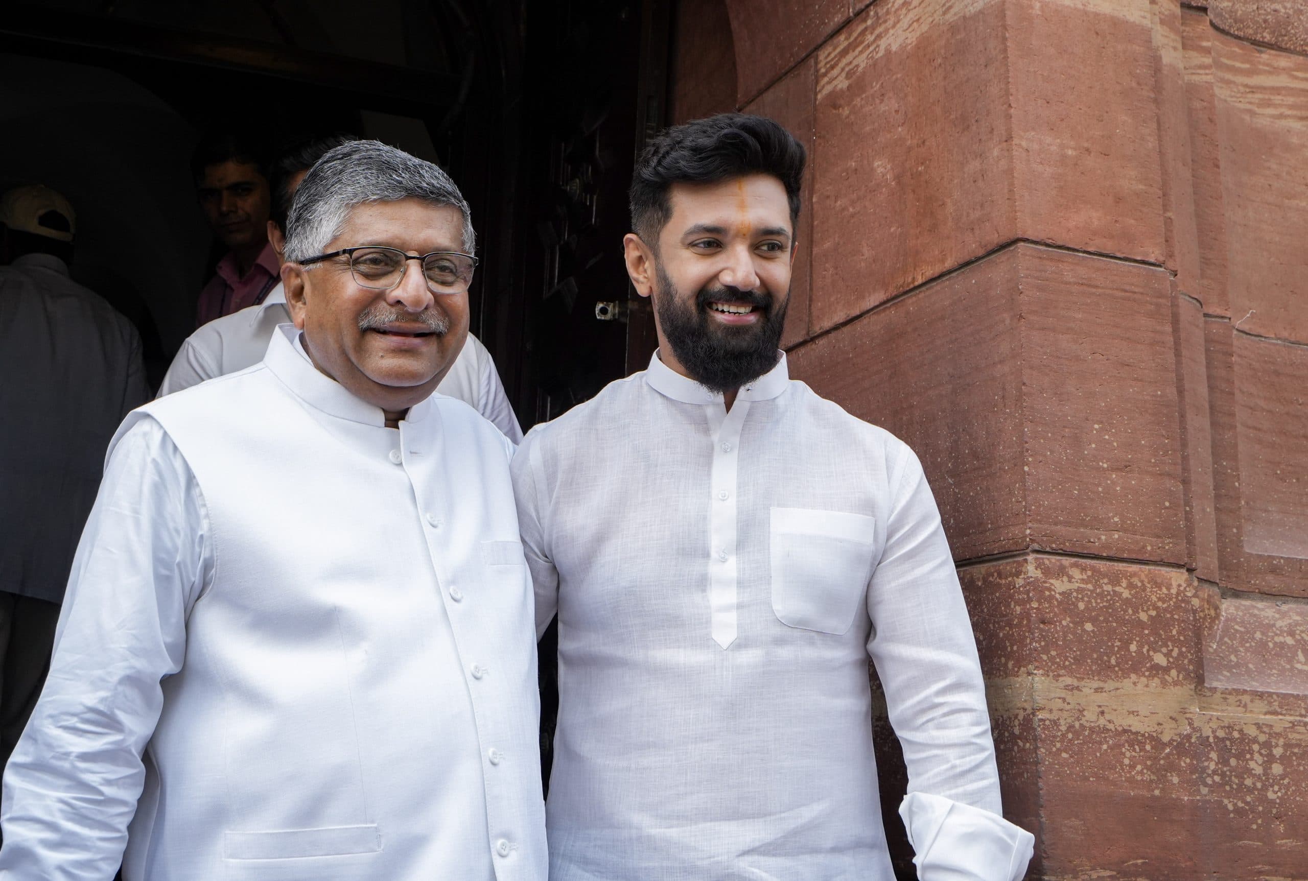 चाचा से मेरी कोई लड़ाई नहीं, मेरी लड़ाई नीतीश कुमार से, बोले चिराग पासवान- गठबंधन के भीतर बैठकर हो चर्चा