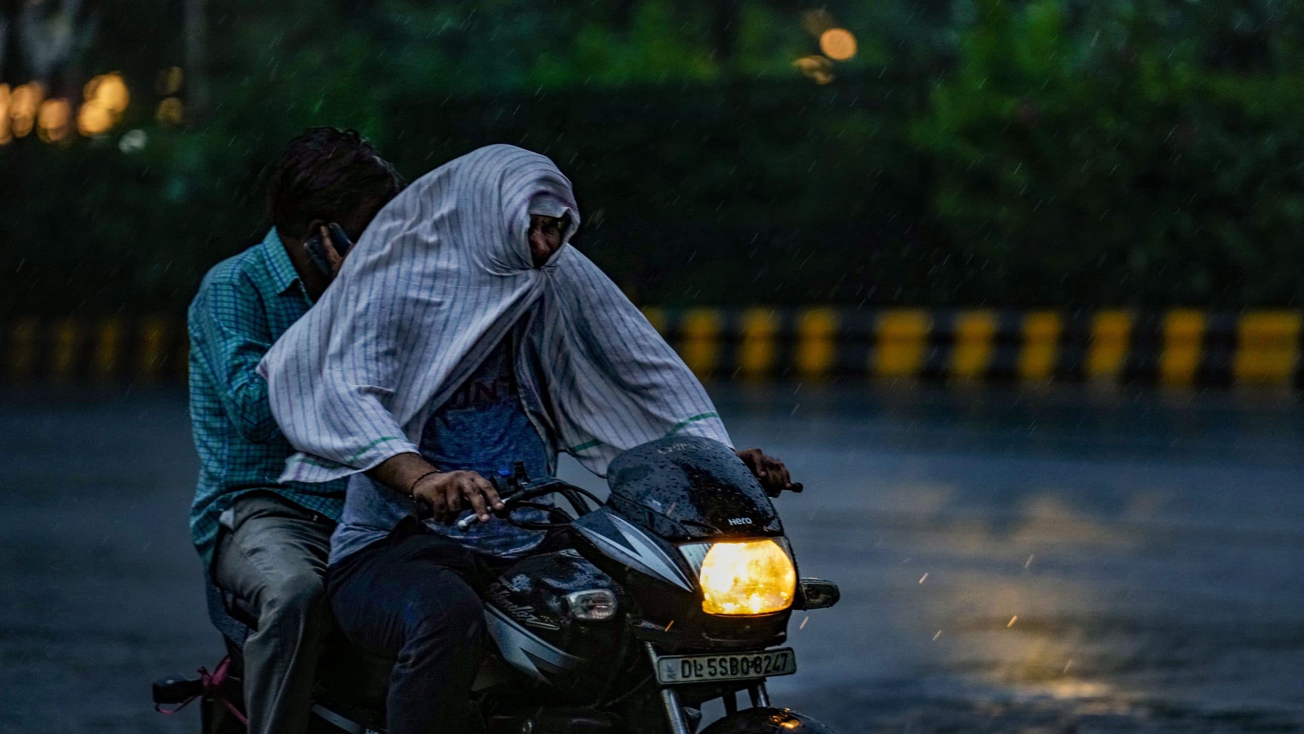 Weather Forecast: झारखंड-बिहार में होगी बारिश, जानें अपने राज्य के मौसम का हाल