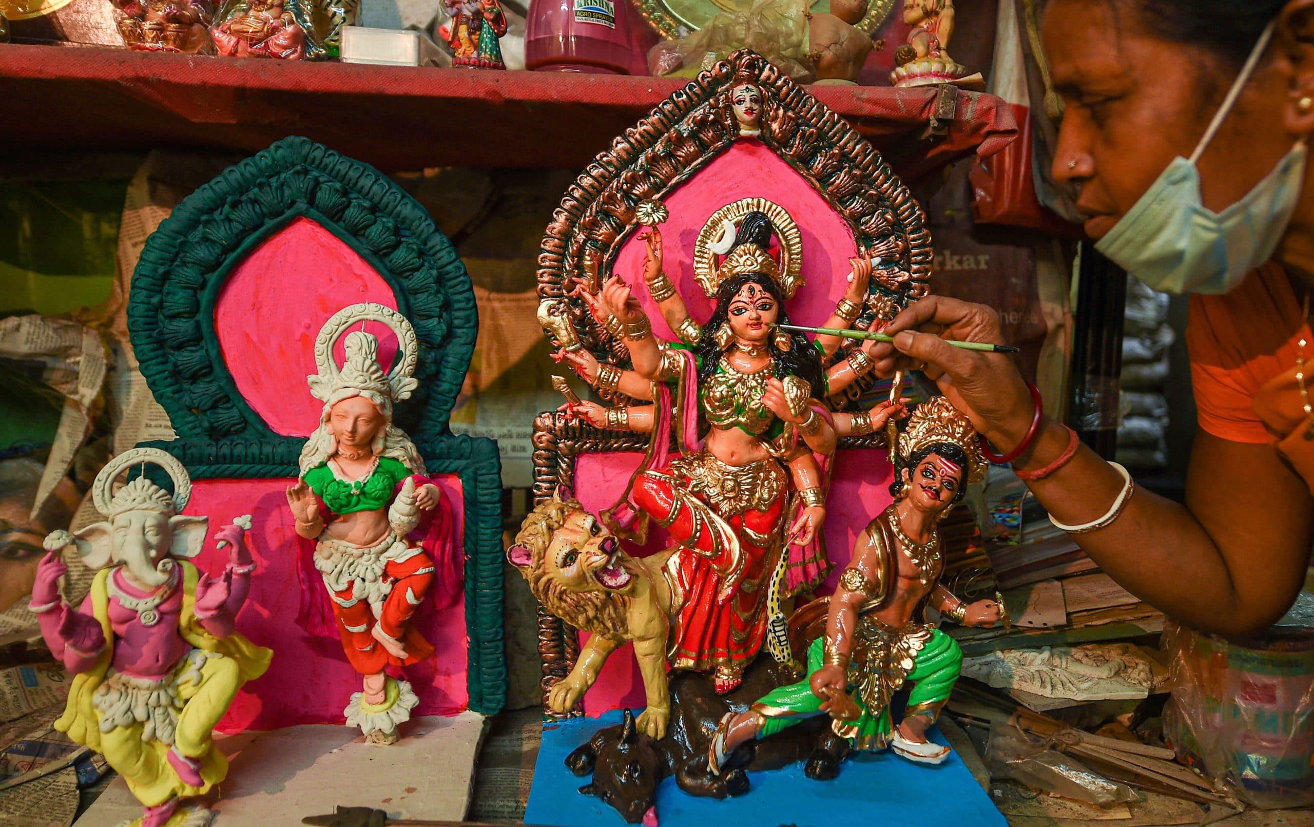 Durga Puja 2020: सादगी से दुर्गा पूजा मनाने की तैयारी, 25 सितंबर को बैठक करेंगी मुख्यमंत्री ममता बनर्जी