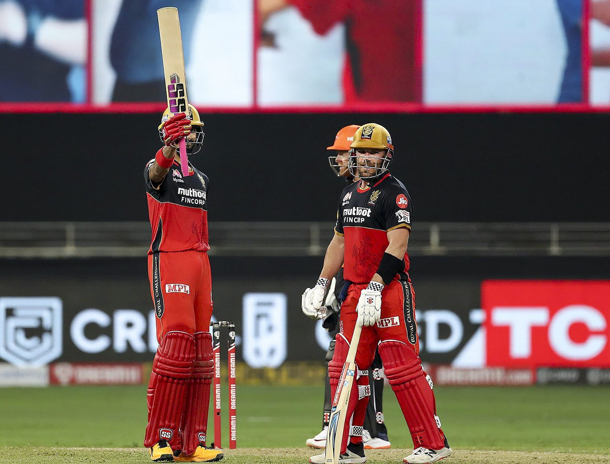 IPL 2020, RR vs RCB Latest Update  : कोहली-पडिक्कल की आंधी में उड़ा राजस्थान, आरसीबी की 8 विकेट से धमाकेदार जीत