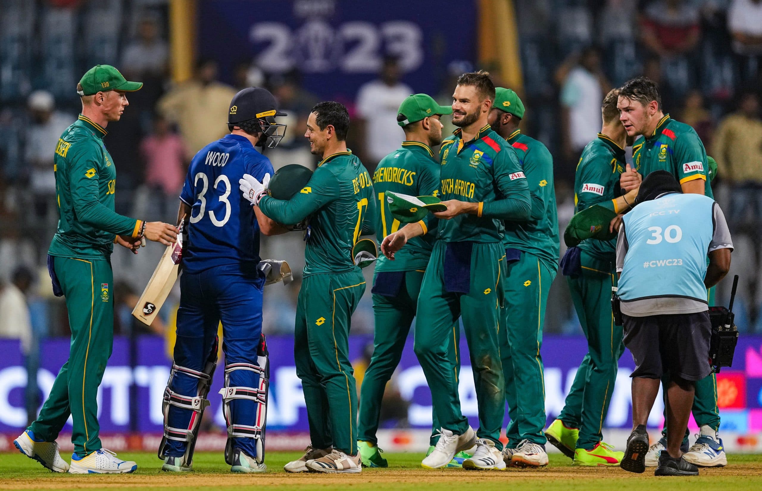 England vs South Africa: इंग्लैंड की वर्ल्ड कप में सबसे बड़ी हार, बना डाला शर्मनाक रिकॉर्ड