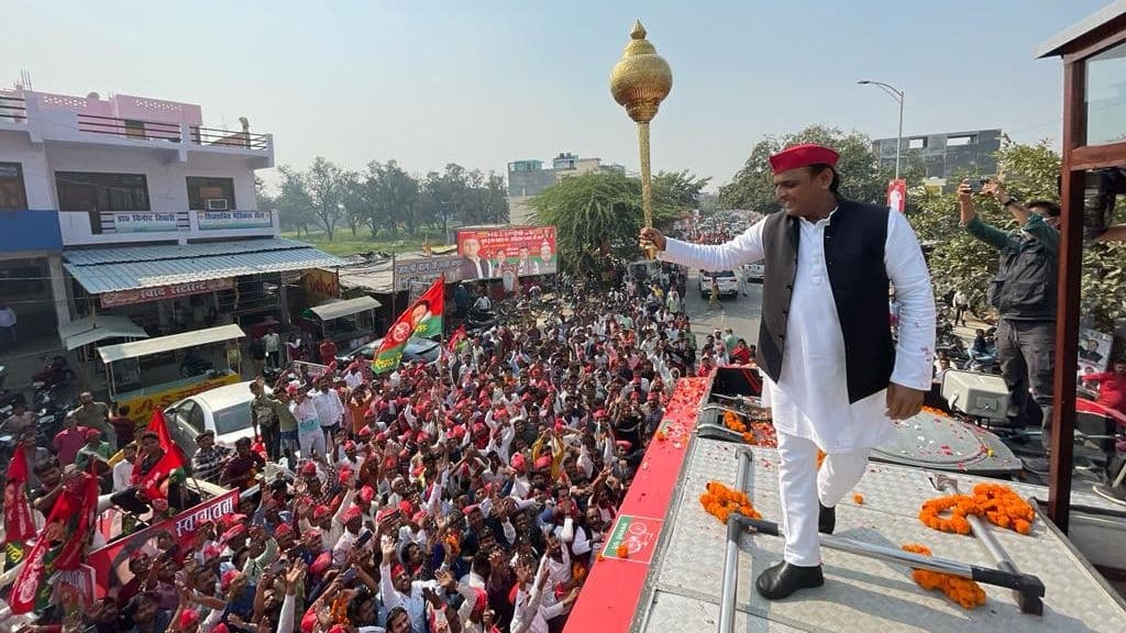 UP Chunav 2022: आखिर 10 साल बाद नोएडा पहुंचे अखिलेश यादव, सपा प्रमुख ने तोड़ा अंधविश्वास