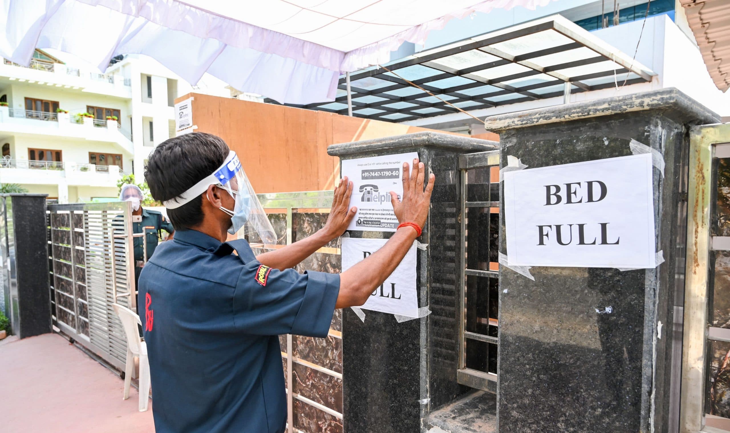 कोरोना महामारी के खिलाफ नया और प्रभावी हथियार 'एंटीबॉडी कॉकटेल', 60 हजार की दवा है इतनी असरदार