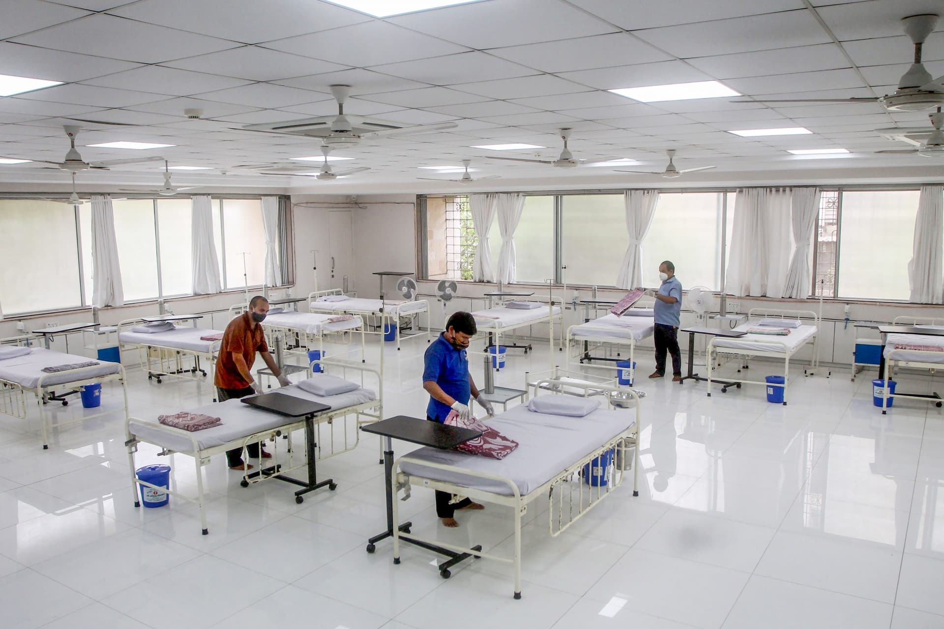 Coronavirus Updates : महाराष्ट्र में पिछले 24 घंटे में कोरोना के 67,160 नये मामले, 676 लोगों की मौत, जानें बाकी राज्यों का हाल