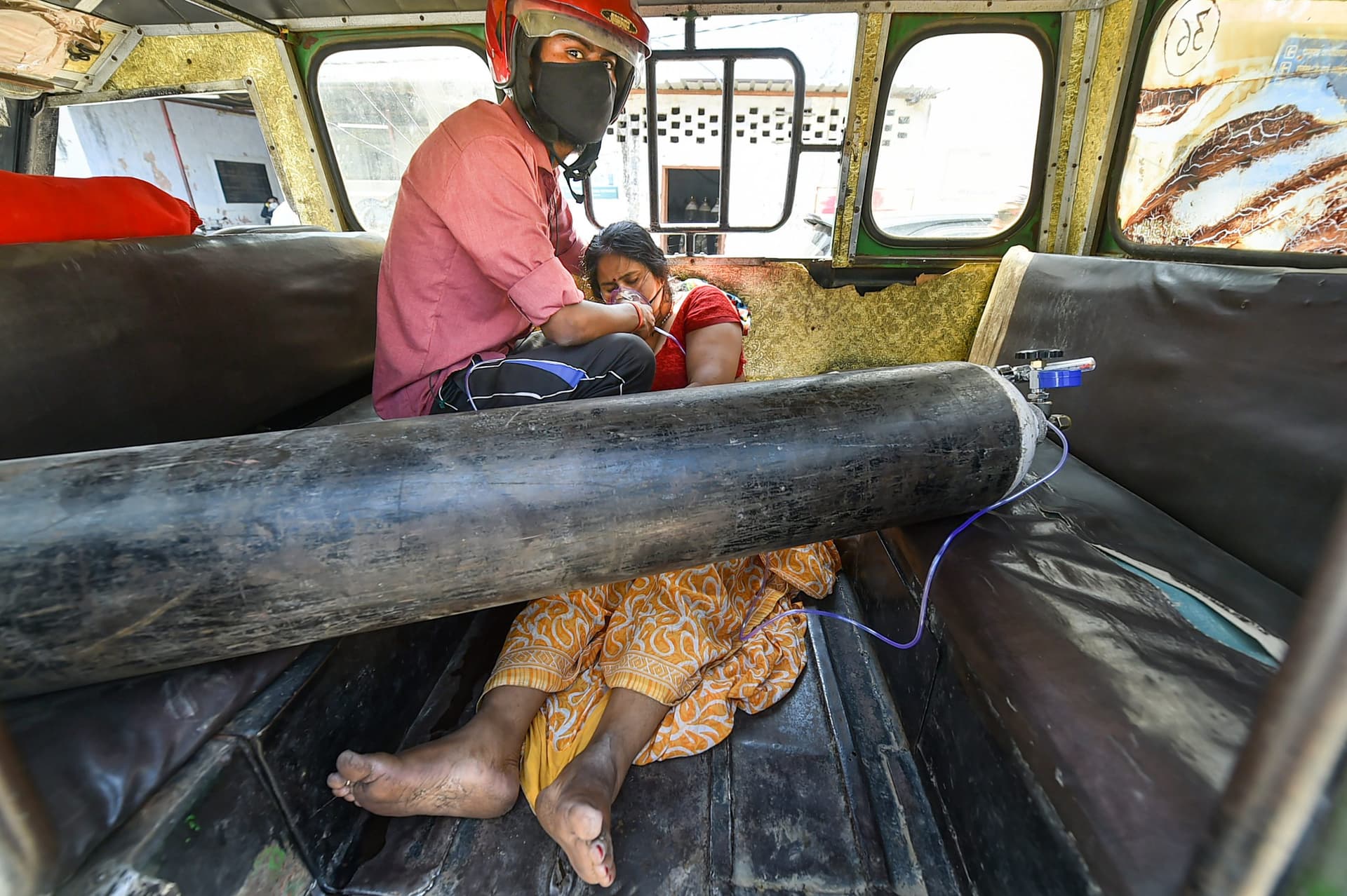 Oxygen Cylinder Crisis : जल्द खत्म होगी टेंशन, जर्मनी से भारत आ रहे 23 मोबाइल ऑक्सीजन जेनरेशन प्लांट