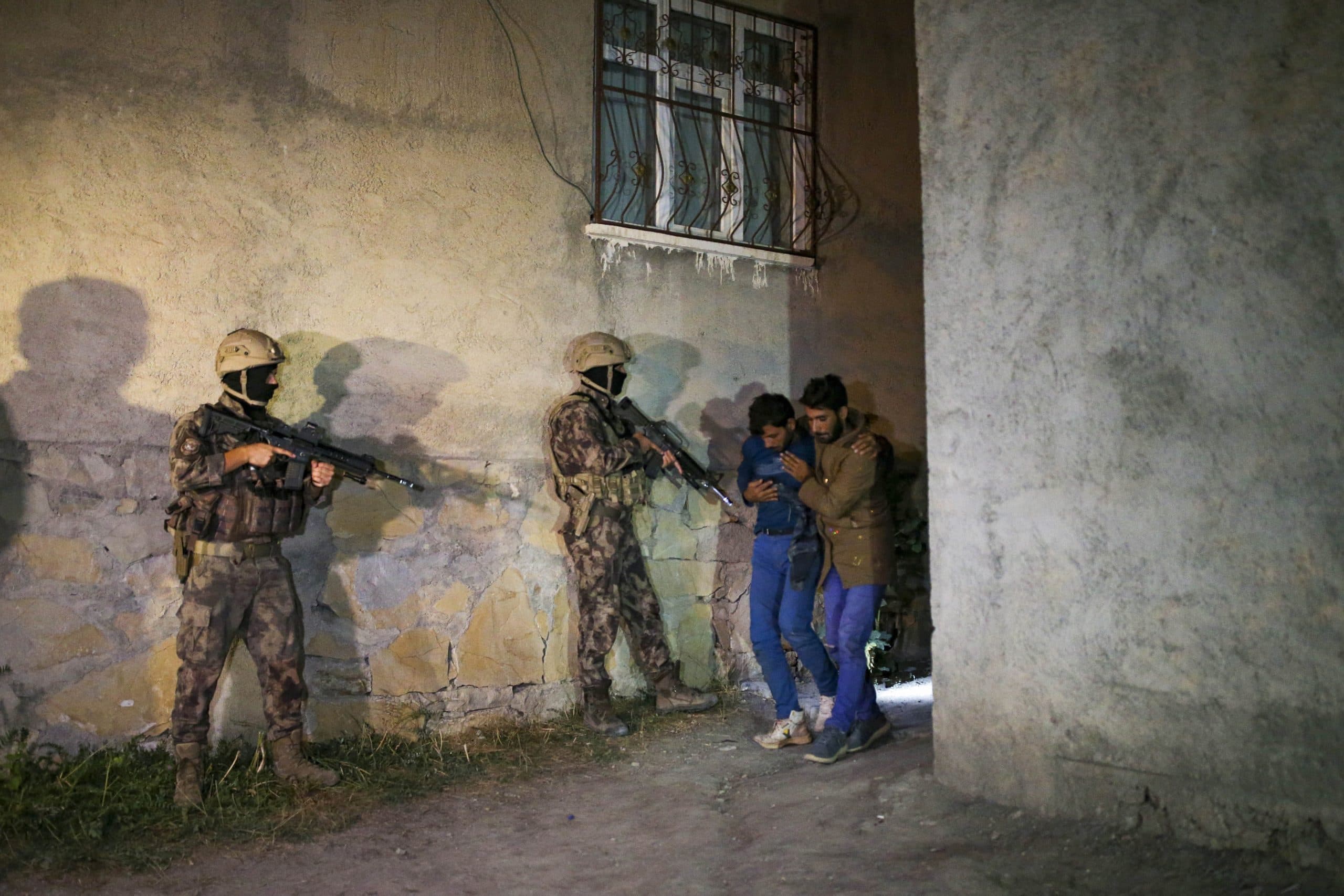 Afghanistan/ Taliban Latest Updates : काबुल के गुरुद्वारे में फंसे हैं 260 से अधिक सिख, मांग रहे हैं मदद