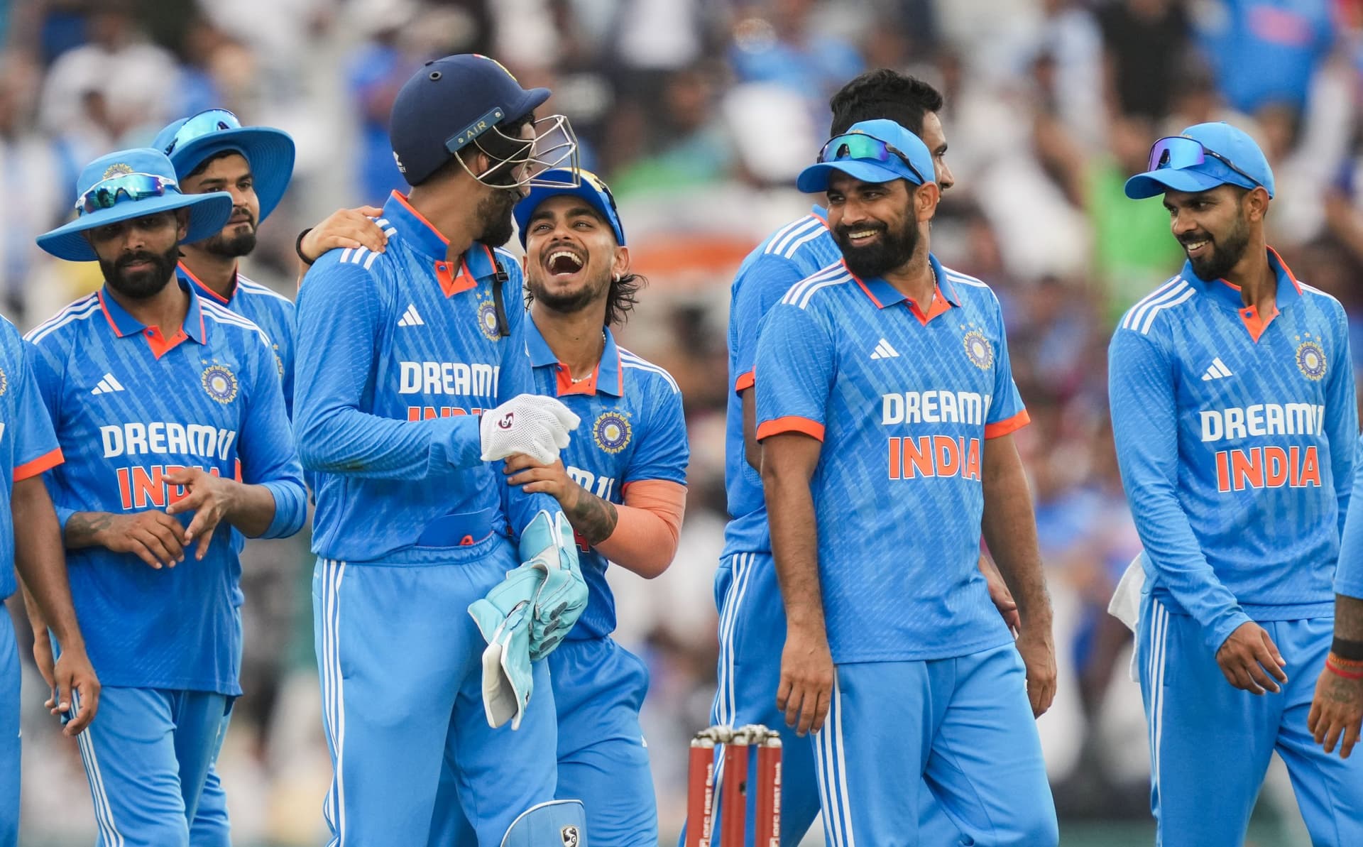IND vs AUS: श्रेयस अय्यर फिर नाकाम, उम्मीदों पर खरे नहीं उतरे अश्विन, दूसरे वनडे में करना होगा यह काम