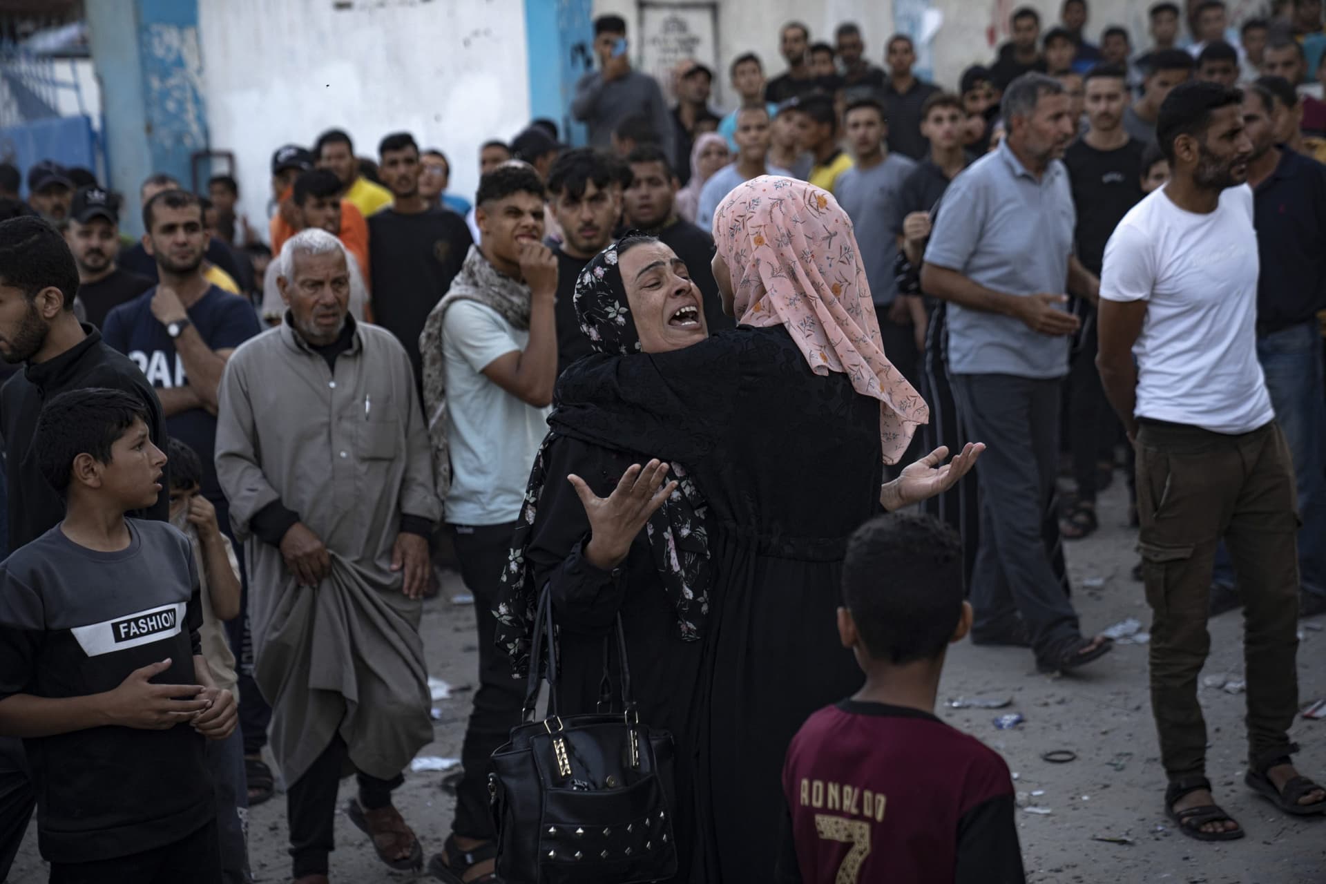 Israel–Hamas War : गाजा पर और घातक हमला करेगा इजराइल, देखें दिल दहला देने वाली तस्वीर