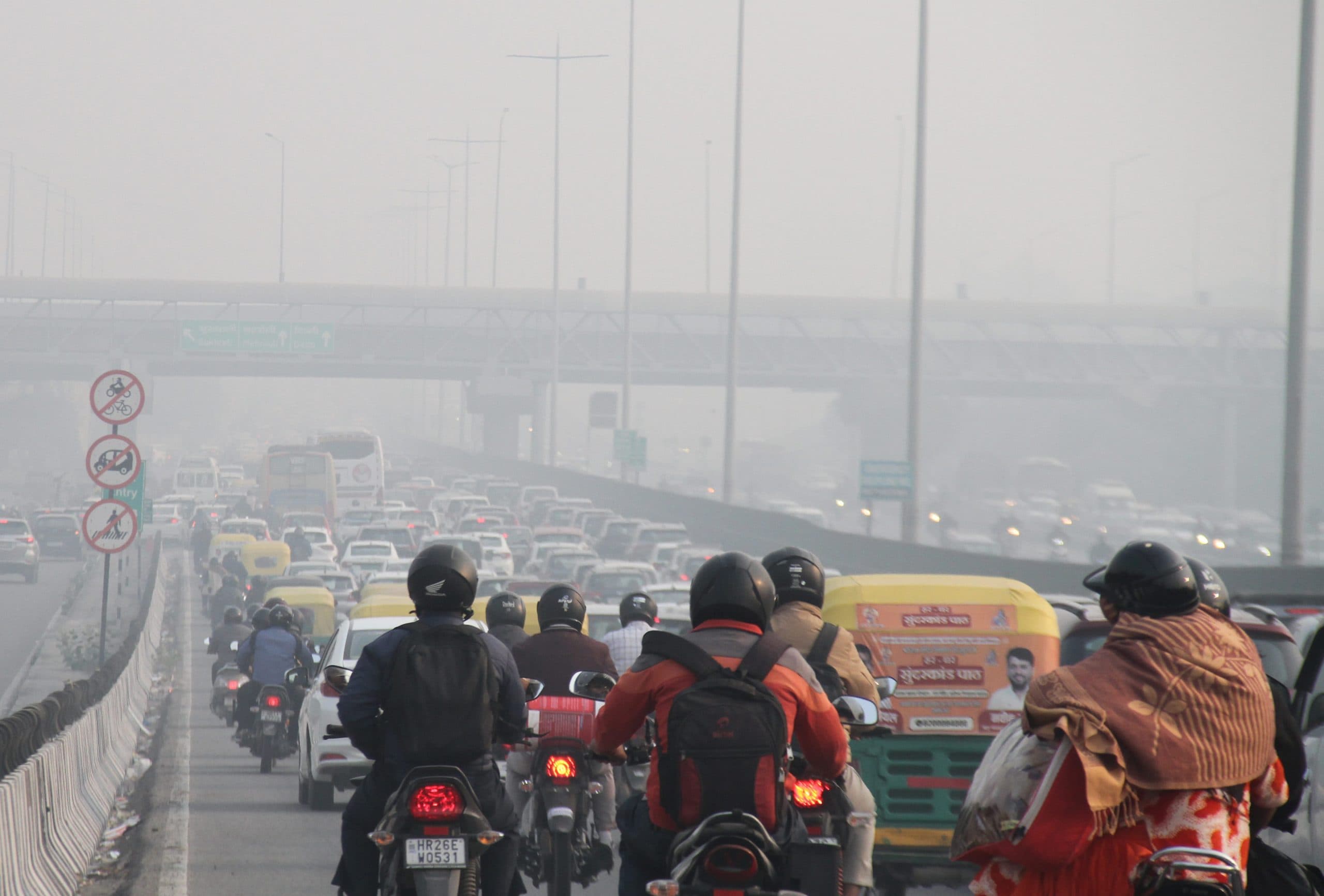 Air Pollution: भागलपुर की हवा हुई जहरीली, AQI पहुंचा 322, लोगों को हो रही कमजोरी और थकान