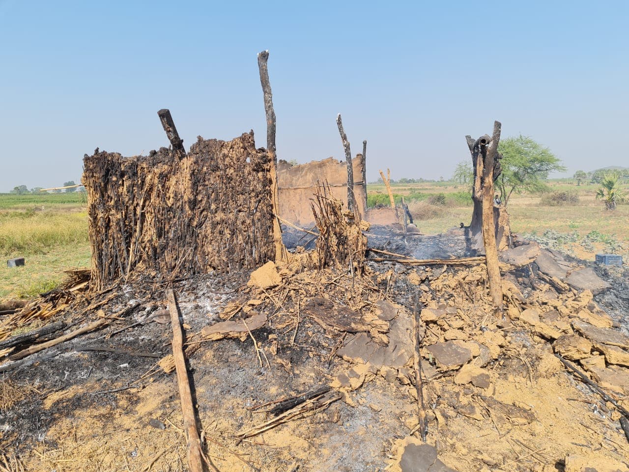 औरंगाबाद में घर में लगी आग से झुलस कर भाई बहन की हुई मौत