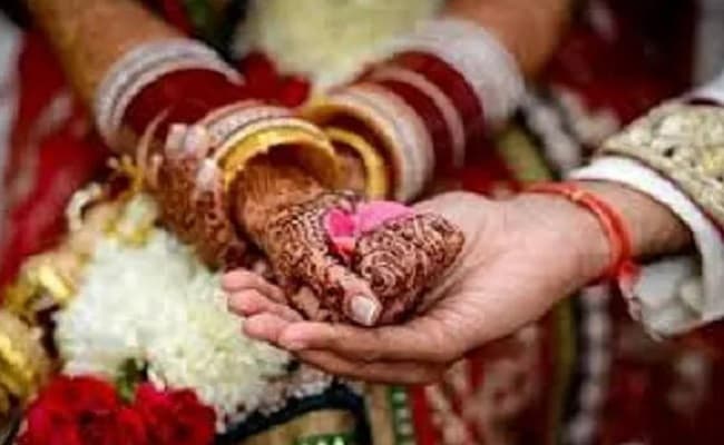 ग्रह-नक्षत्रों पर कोरोना का ग्रहण, अप्रैल-मई में नहीं बजेगी शहनाई