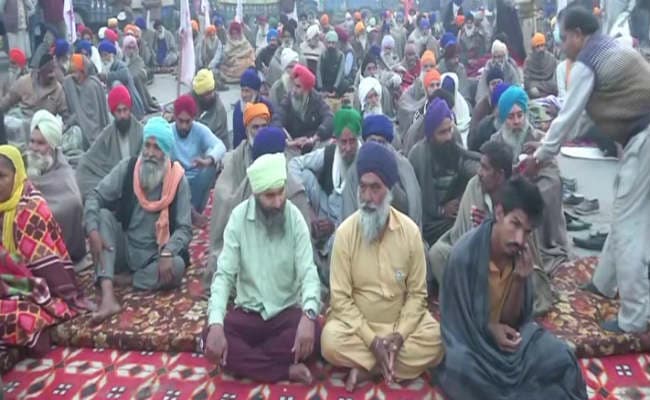 बेकार पड़ा है करोड़ों का सीसीटी, आधा से ज्यादा लोहे की हो गयी चोरी