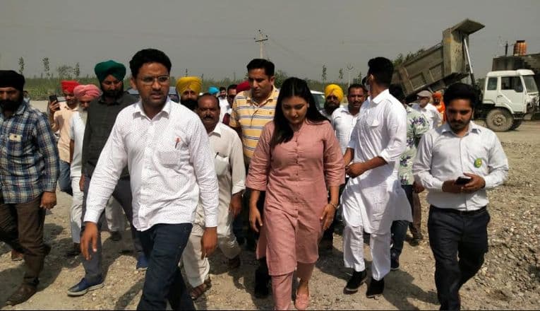 Corona Virus in UP: बढ़ते संक्रमण के बीच मेरठ जेल प्रशासन का बड़ा फैसला, कोरोना के कारण रिहा होंगे इतने कैदी