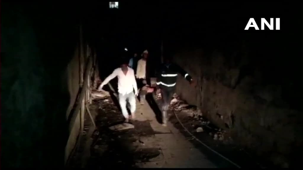 महाराष्ट्र में बड़ा हादसा, देखते ही देखते गिर गया बिल्डिंग का एक हिस्सा, 7 लोगों की मौत, मुआवजे का ऐलान