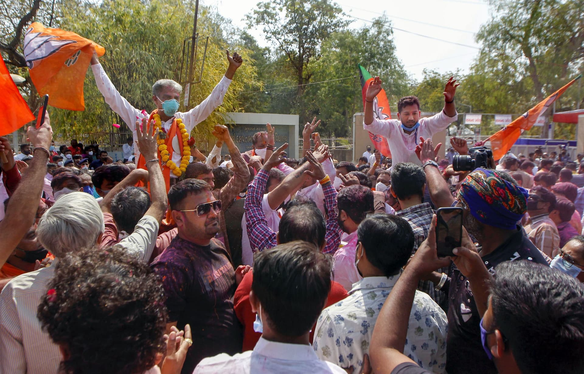 Gujarat Municipal Election 2021 Result : भाजपा की बंपर जीत, ओवैसी की इंट्री, AAP ने दिखाया दम, कांग्रेस बेदम