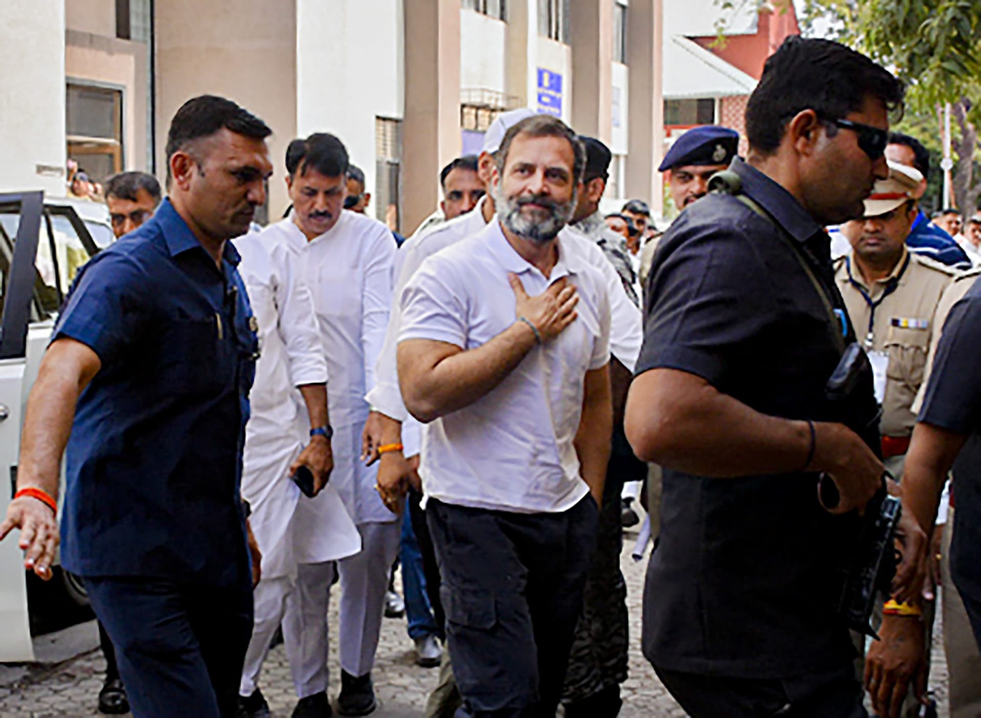Rahul Gandhi News: वायनाड में जल्द होगा उपचुनाव ? चुनाव आयोग मंथन में जुटा