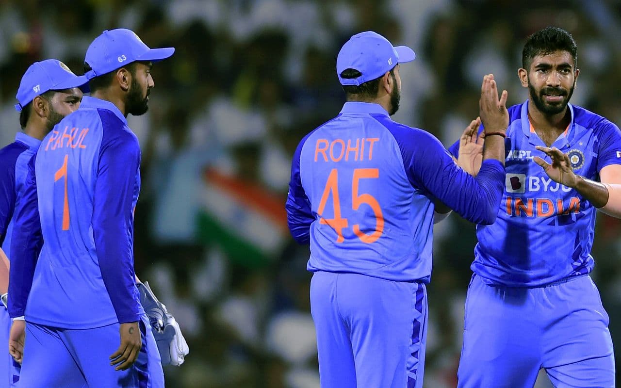 IND Vs AUS T20 Highlights: टीम इंडिया ने ऑस्ट्रेलिया को 6 विकेट से हाराकर सीरीज में की बराबरी