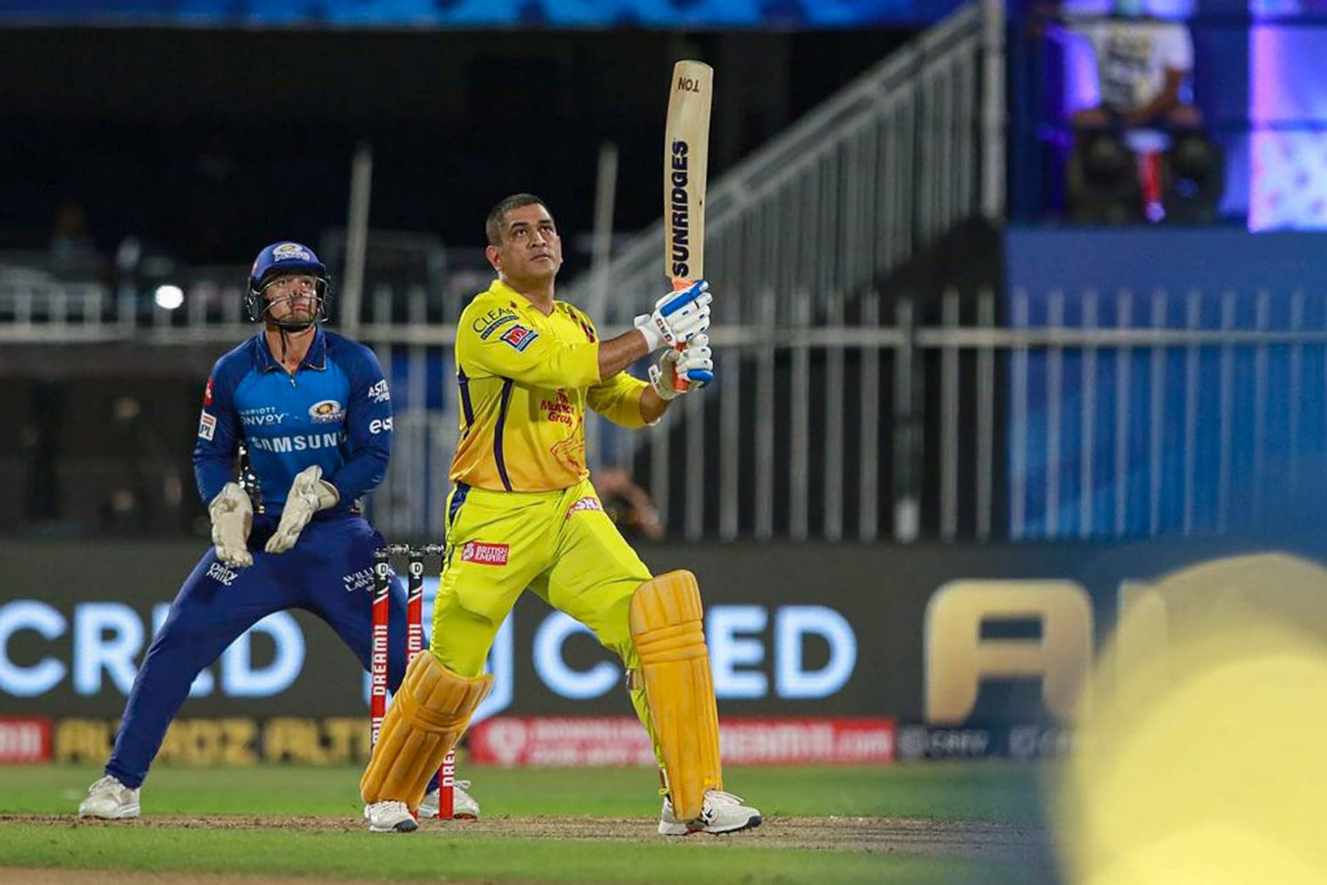 IPL 2020: अब किस्मत के सहारे ही चेन्नई पहुंच सकेगी प्लेऑफ में, लेकिन कप्तान धौनी का यह है प्लान IPL 2020: अब किस्मत के सहारे ही चेन्नई पहुंच सकेगी प्लेऑफ में, लेकिन कप्तान धौनी का यह है प्लान