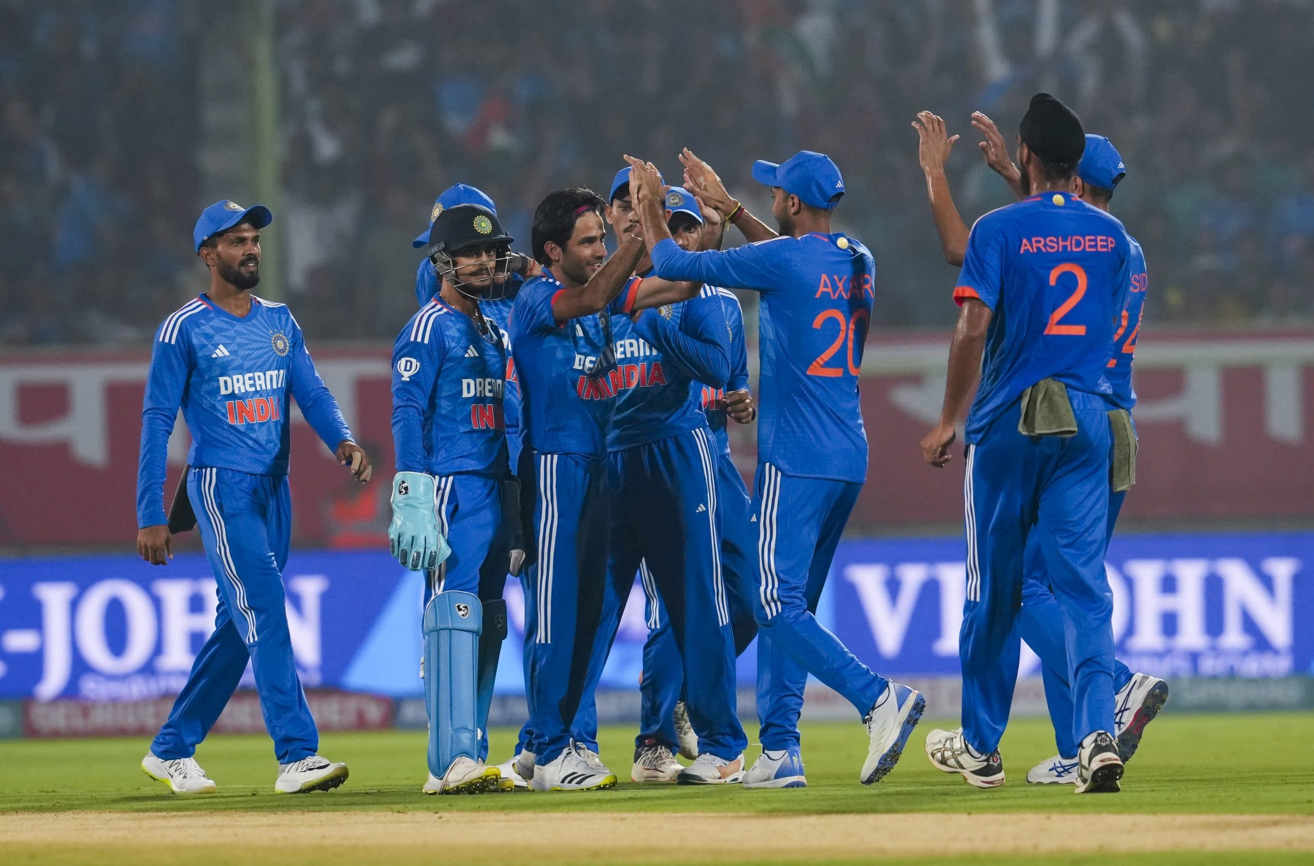 IND vs AUS: टीम इंडिया ने पहले टी20 में ऑस्ट्रेलिया को 2 विकेट से रौंदा, सूर्यकुमार ने खेली कप्तानी पारी