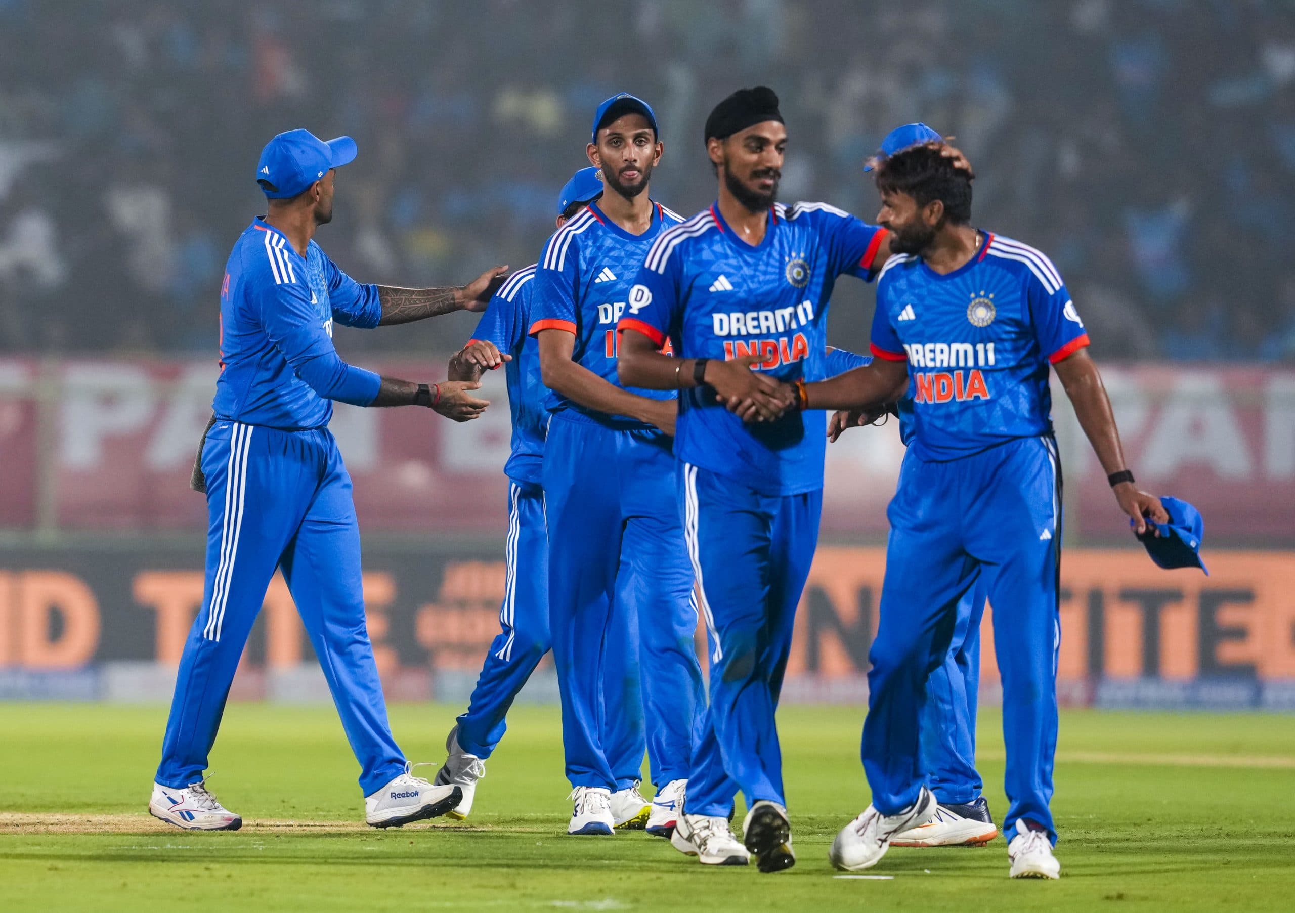 IND vs AUS T20: दोनों टीमों के 5 टॉप बल्लेबाज और गेंदबाज, जिनपर होंगी सबकी निगाहें