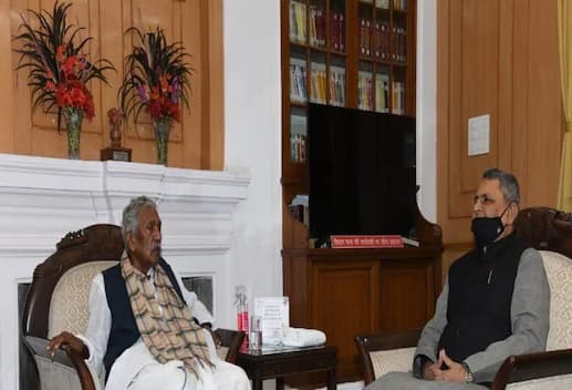 राज्यपाल से मिले शिक्षामंत्री, भ्रष्ट कुलपतियों पर कार्रवाई को लेकर रखा सरकार का पक्ष