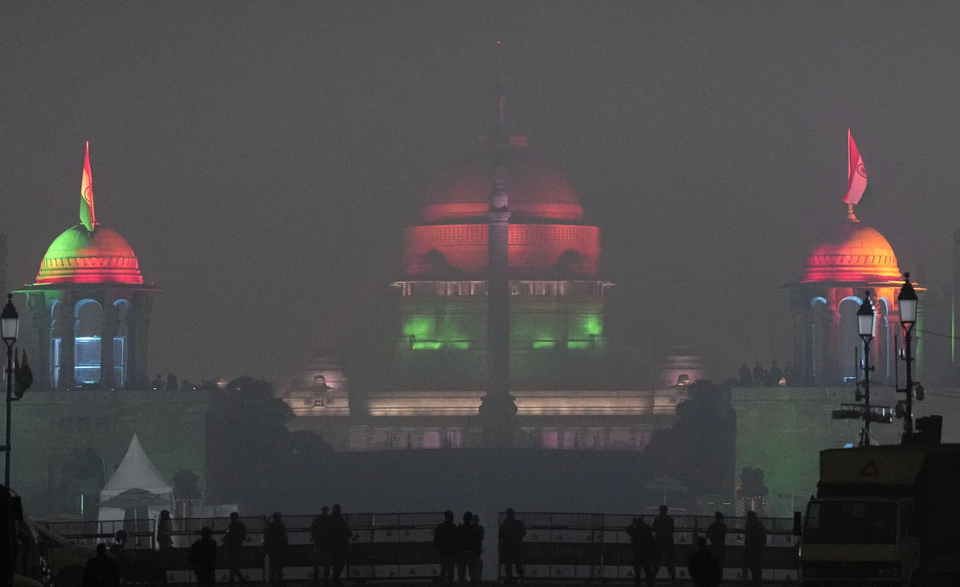 Republic Day 2023: जवान किसी भी तरह के खतरे से निपटने के लिए तैयार, दिल्ली में ऐसी है सुरक्षा व्यवस्था