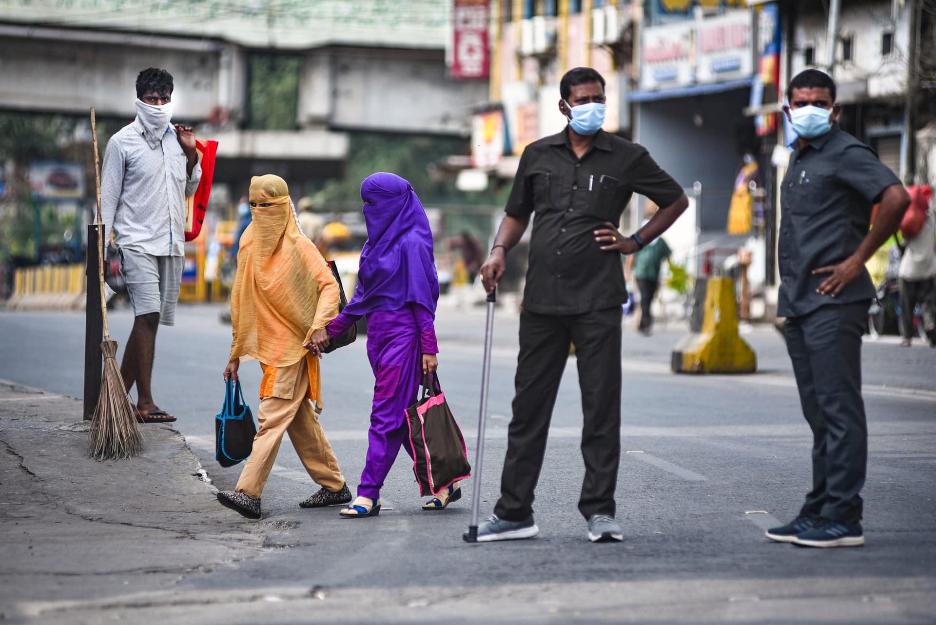 Coronavirus Lockdown in India: तसवीरों में देखें देश में लॉकडाउन का हाल