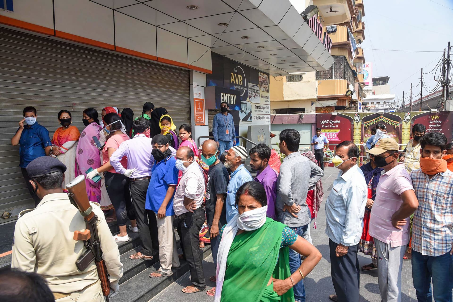 Coronavirus India Update : नहीं सुधरे तो 13 लाख लोगों को चपेट में लेगा कोरोना वायरस