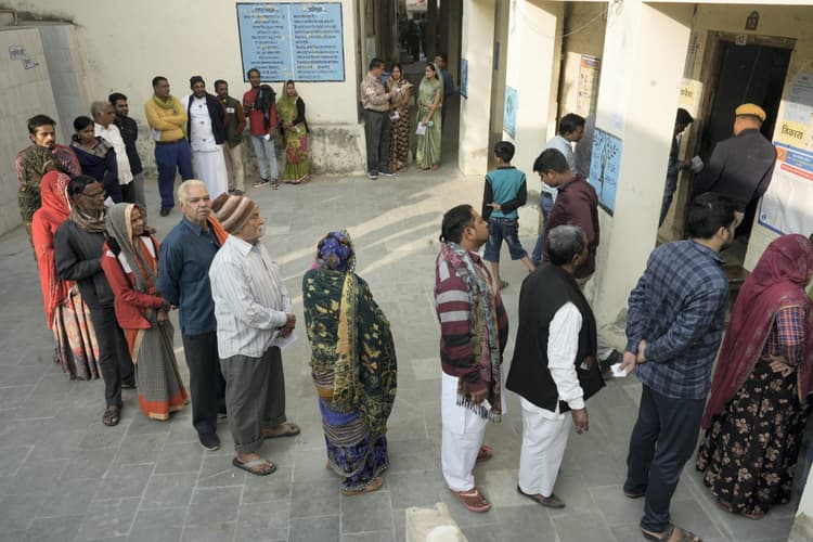 टेंशन न लें! आपके पास नहीं है वोटर ID तो ऐसे अपने पसंदीदा पार्टी को दें वोट