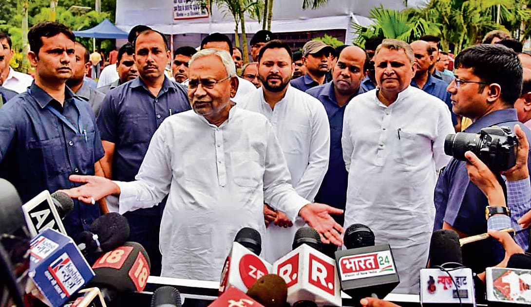 एनडीए में जाने की बात को नीतीश कुमार ने बताया फालतू, बोले- इन सब बातों में कोई दम नहीं